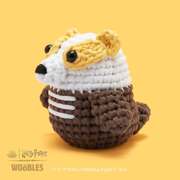 33HF-HufflepuffMascot-PF-YOT2-RET_ddec38e3-8002-432c-9dd3-584165ab151c-1