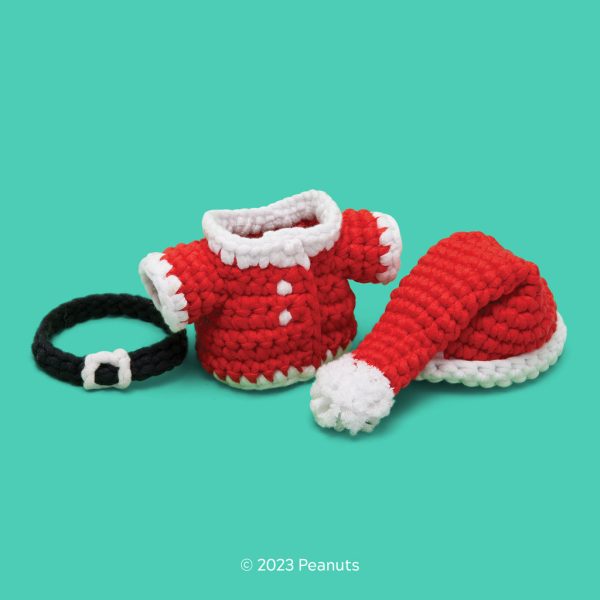 93SAN-SnoopySantaOutfit-GT2-1b-RET_2_f8d8f528-f9dd-4a88-a62b-6317f5cc8166-1