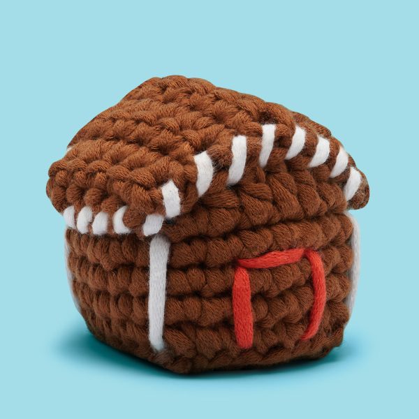 99GHO-TinyGingerbreadHouse-FW-CT4-WEB-1